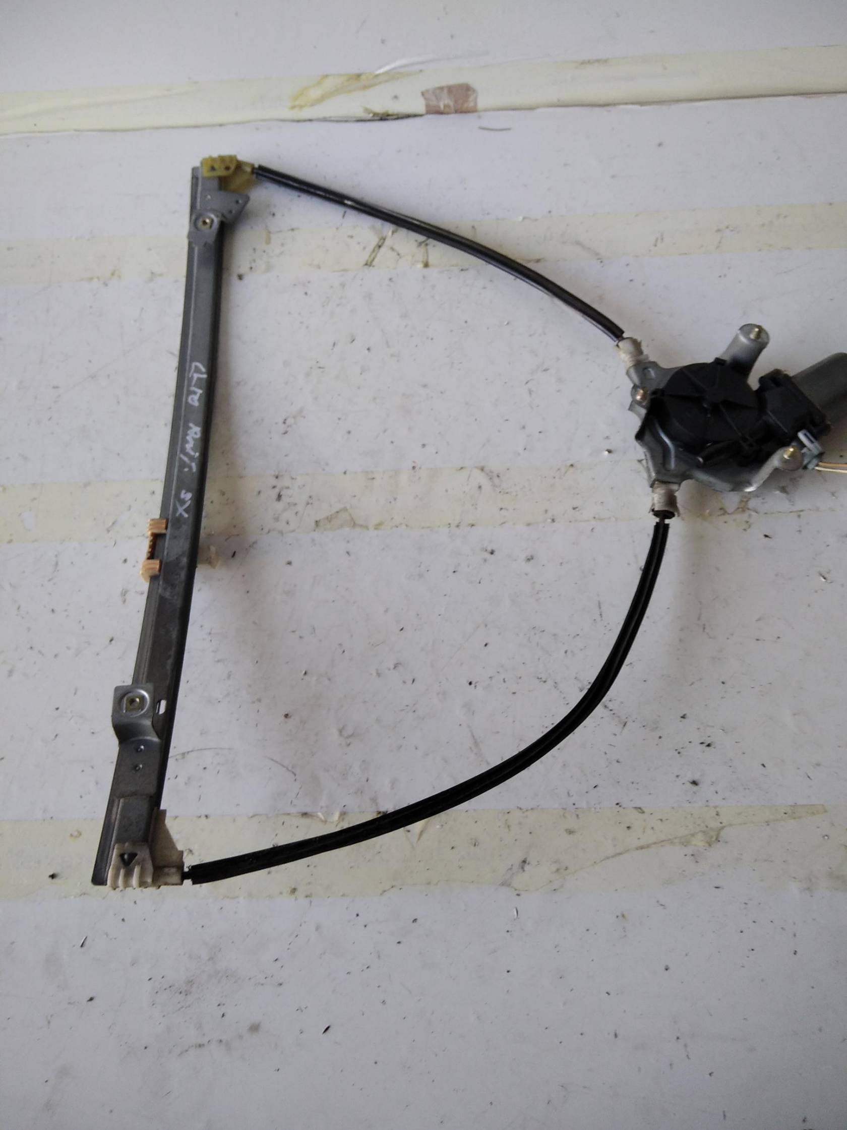 Alzacristallo porta ant. sx.